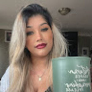 Meet your Posher, Janethe